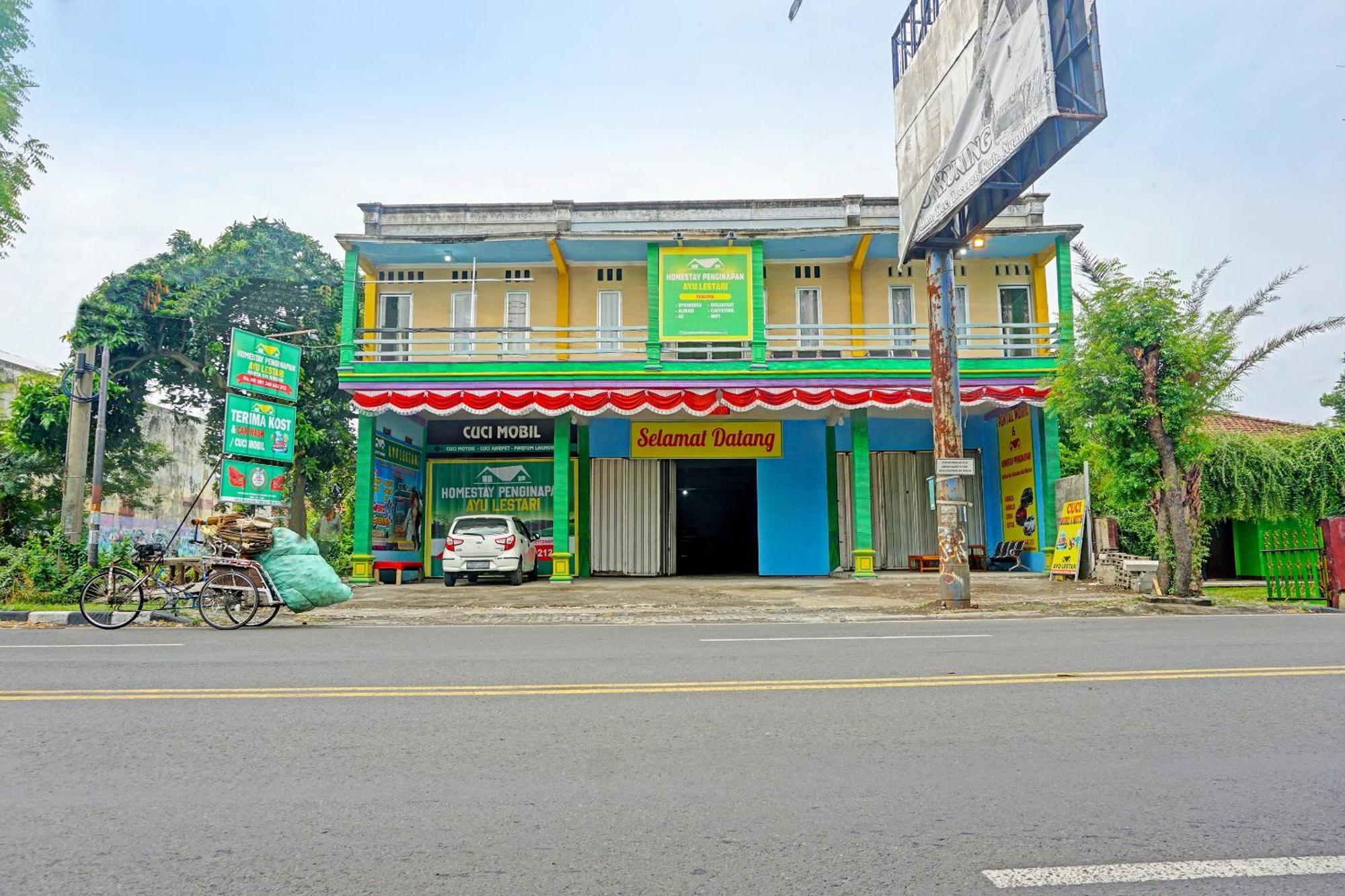 OYO 91825 Ayu Lestari Homestay Nganjuk Luaran gambar