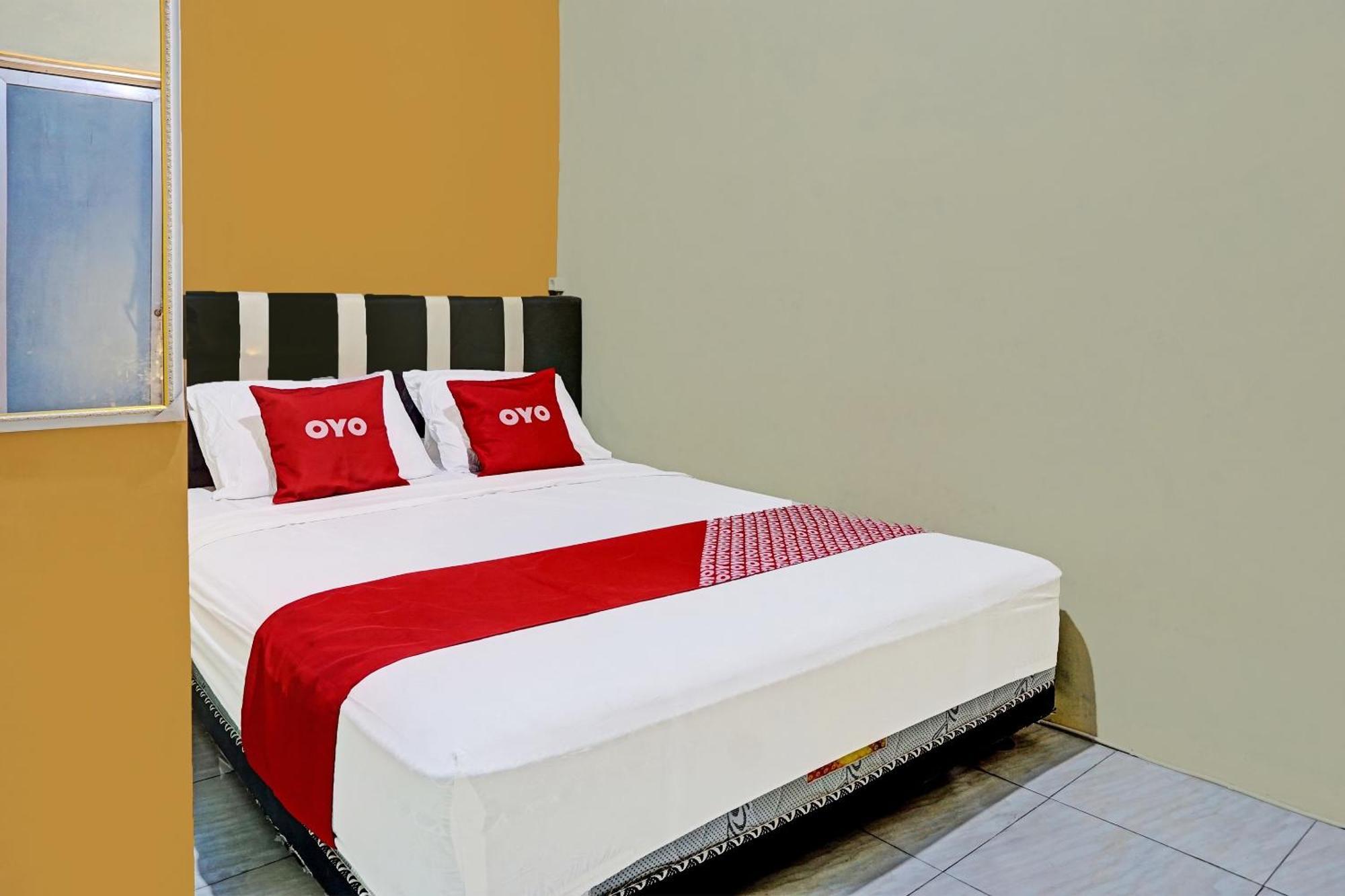 OYO 91825 Ayu Lestari Homestay Nganjuk Luaran gambar
